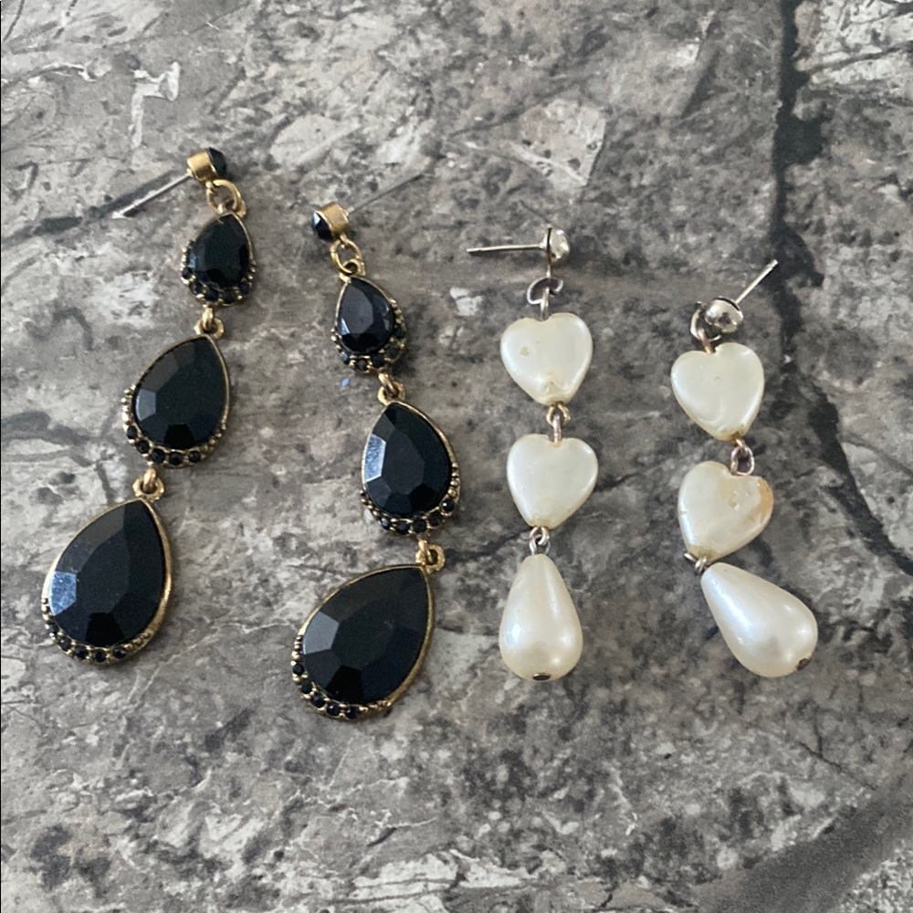 Elegant Black and White Earrings with Teardrop and Heart Design